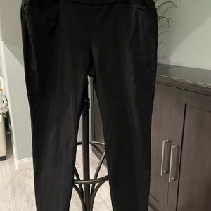 Van Heusen women’s size 12 pull on dress pant, pockets, casual